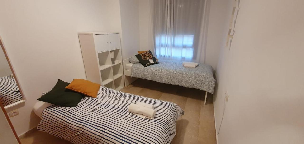 Gran Piso Cerca Centro Comercial Y Playa Ceuta Ngoại thất bức ảnh